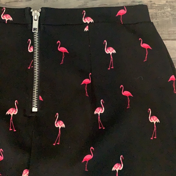 Flamingo - Picture 3 of 3